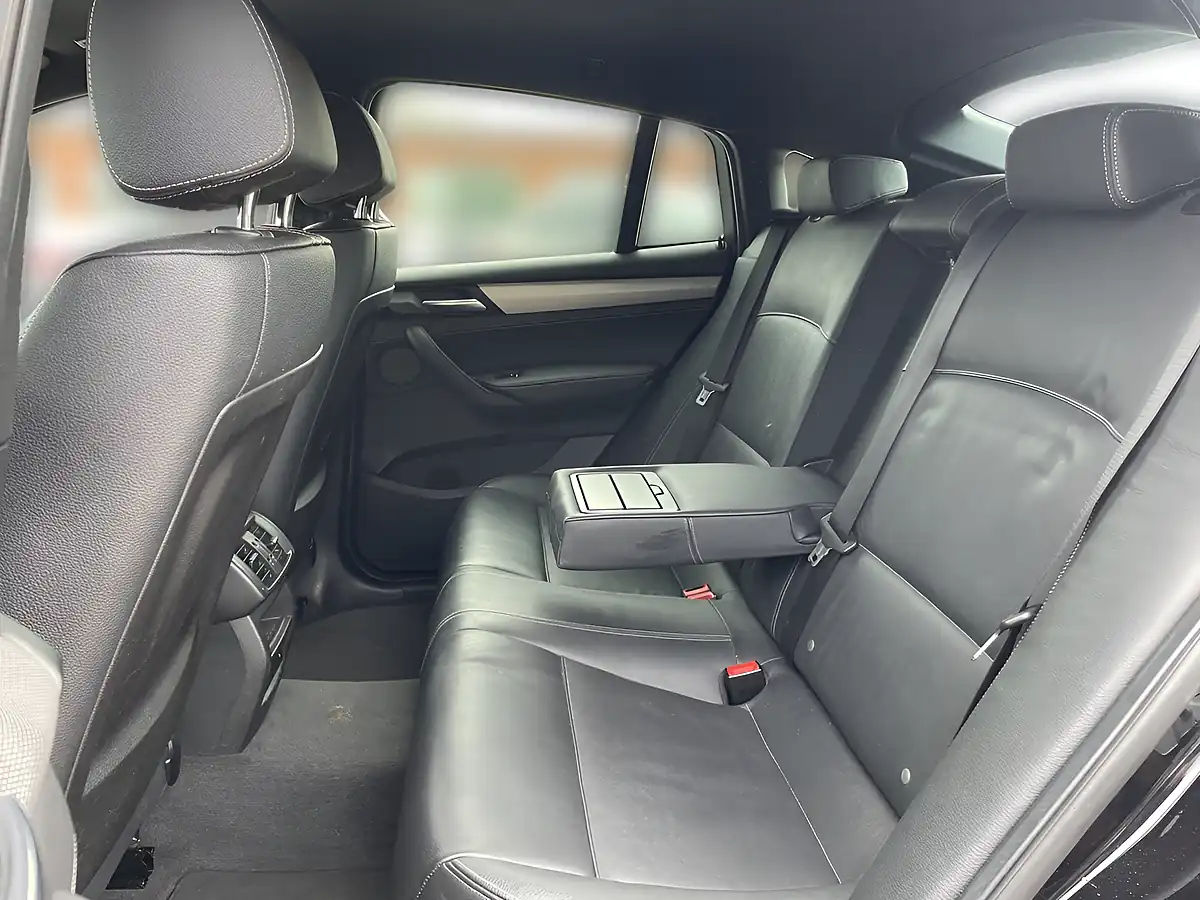 Used 2018 BMW X4 M Sport Black - Interior and Exterior details 12