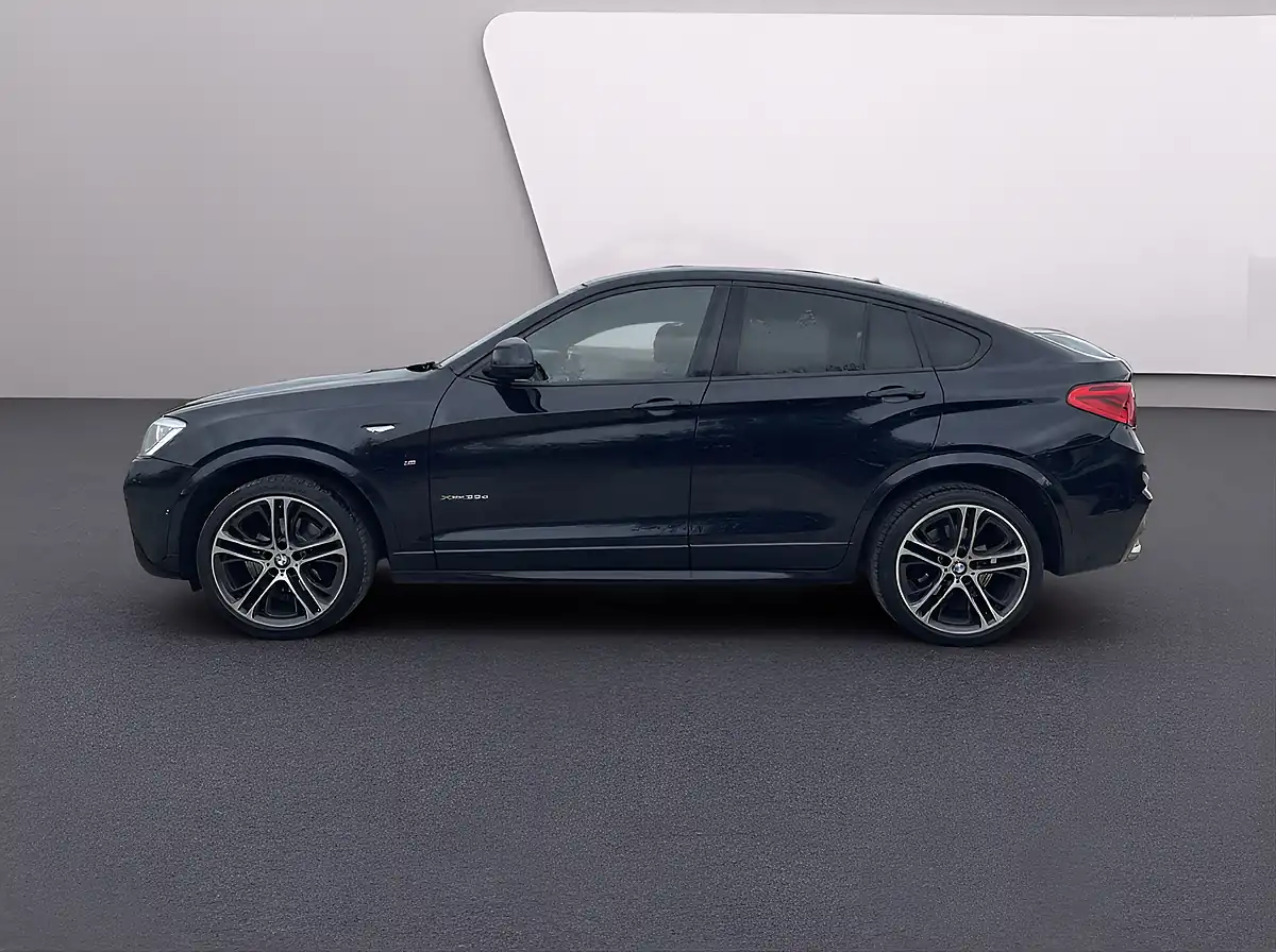 Used 2018 BMW X4 M Sport Black - Interior and Exterior details 4