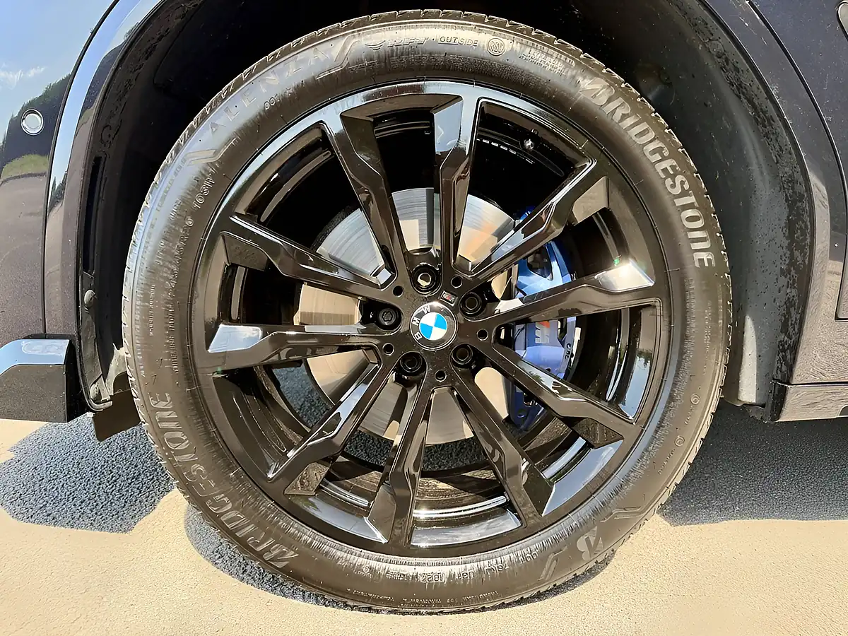 Used 2018 BMW X4 M Sport Black - Interior and Exterior details 6