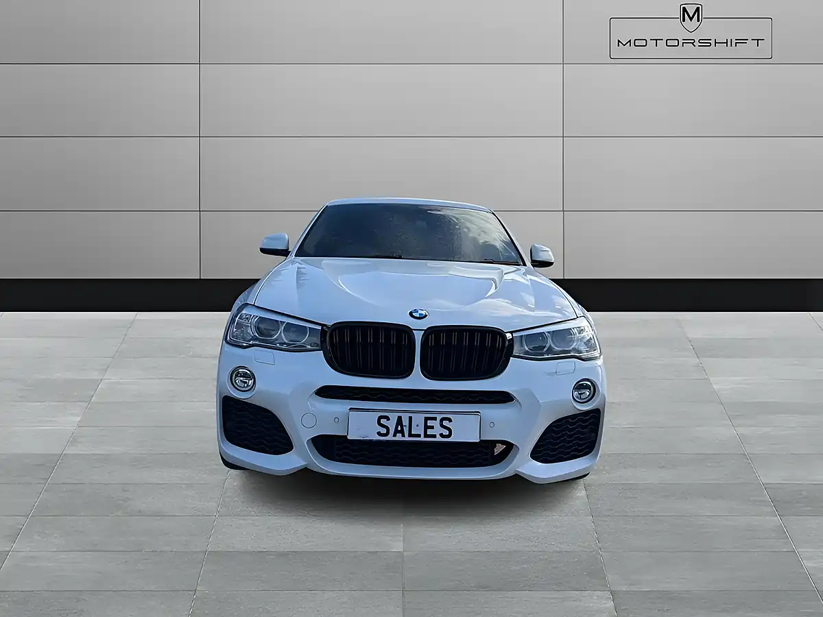 Used 2018 BMW X4 M Sport White - Interior and Exterior details 3