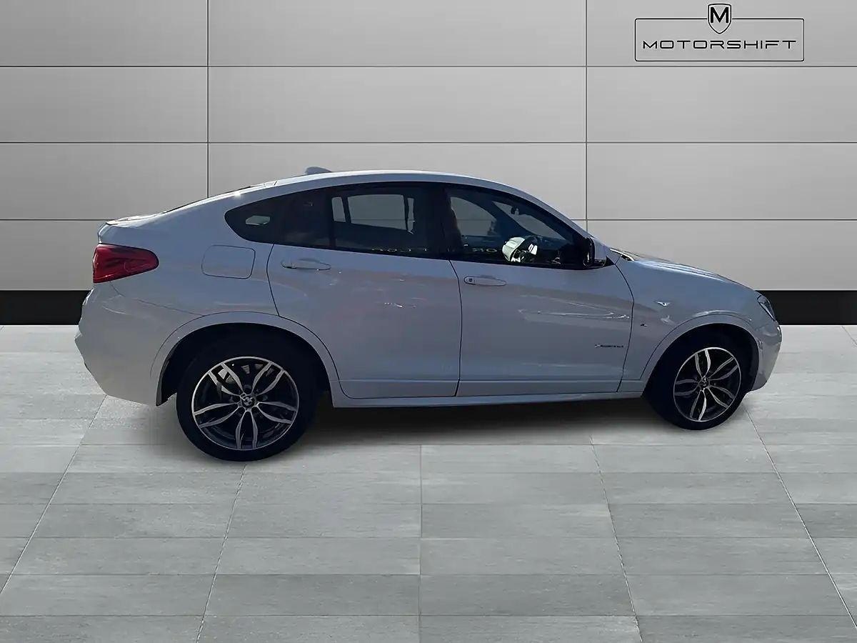 Used 2018 BMW X4 M Sport White - Interior and Exterior details 7