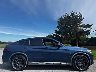 Used 2018 BMW X4 M Sport X Blue - Interior and Exterior details 3