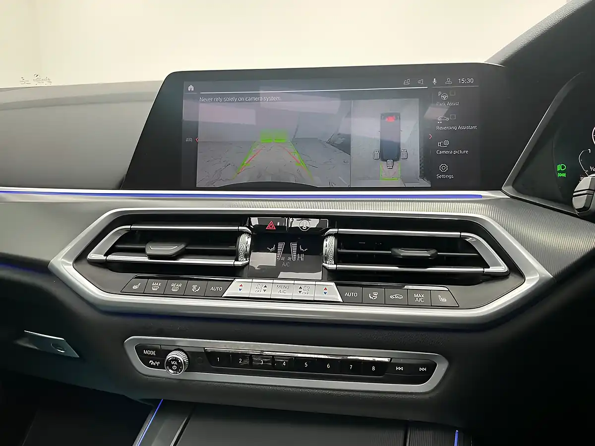 Used 2018 BMW X5 Black - Interior and Exterior details 11