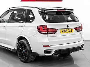 Used 2018 BMW X5 M Sport Alpine White - Interior and Exterior details 11