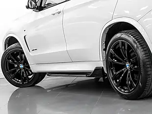 Used 2018 BMW X5 M Sport Alpine White - Interior and Exterior details 12