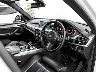 Used 2018 BMW X5 M Sport Alpine White - Interior and Exterior details 17