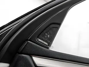 Used 2018 BMW X5 M Sport Alpine White - Interior and Exterior details 18