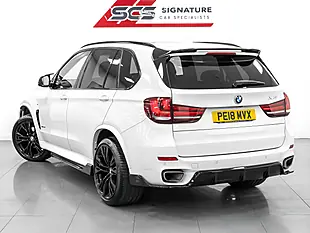 Used 2018 BMW X5 M Sport Alpine White - Interior and Exterior details 8
