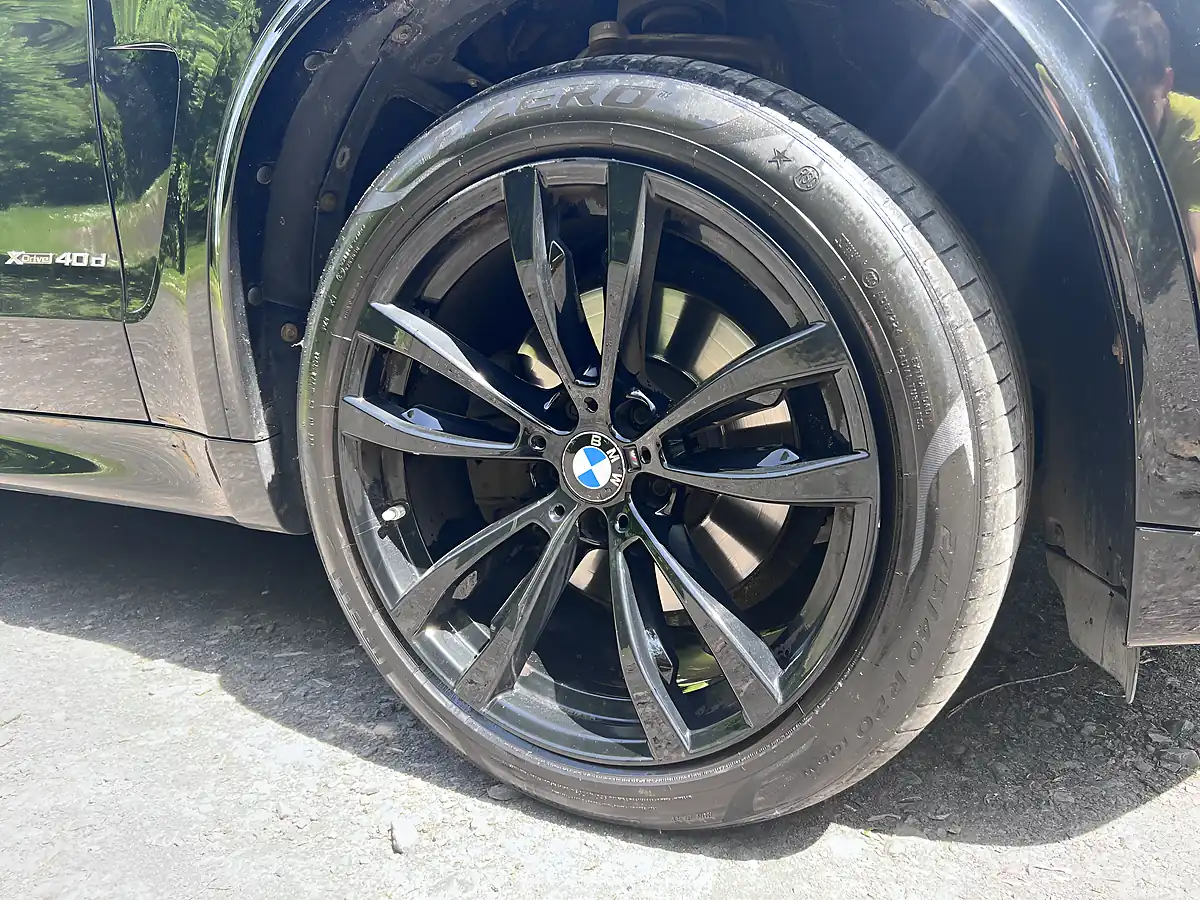 Used 2018 BMW X5 M Sport Black - Interior and Exterior details 12