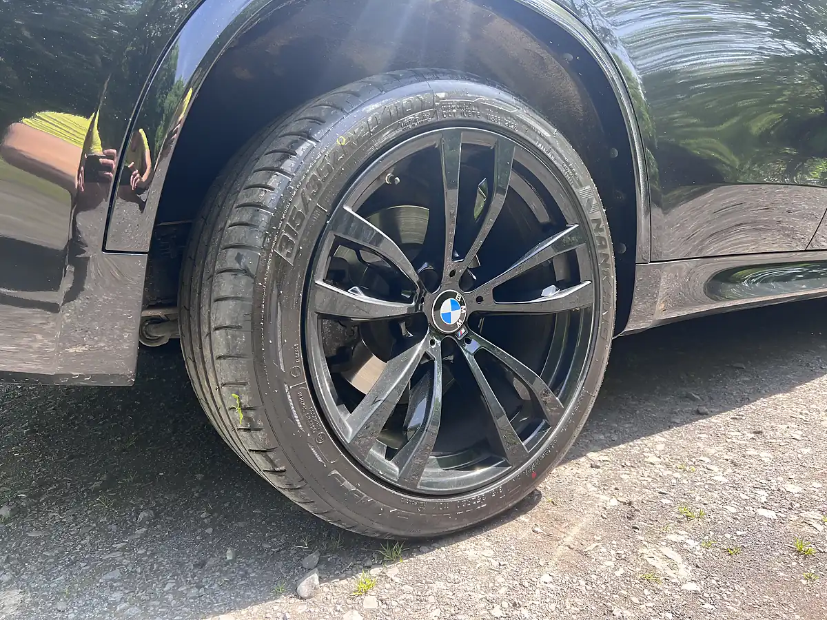 Used 2018 BMW X5 M Sport Black - Interior and Exterior details 13