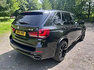 Used 2018 BMW X5 M Sport Black - Interior and Exterior details 5