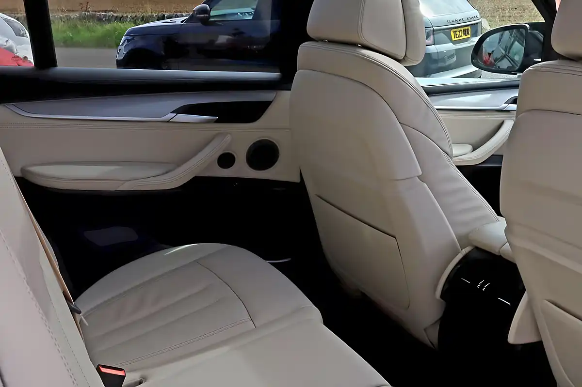 Used 2018 BMW X5 M Sport Black - Interior and Exterior details 13