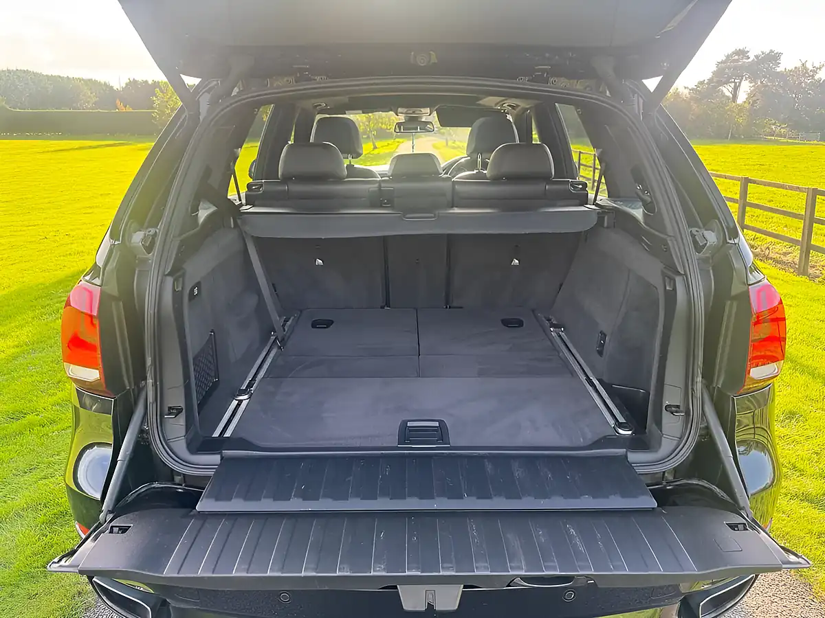 Used 2018 BMW X5 M Sport Black - Interior and Exterior details 19