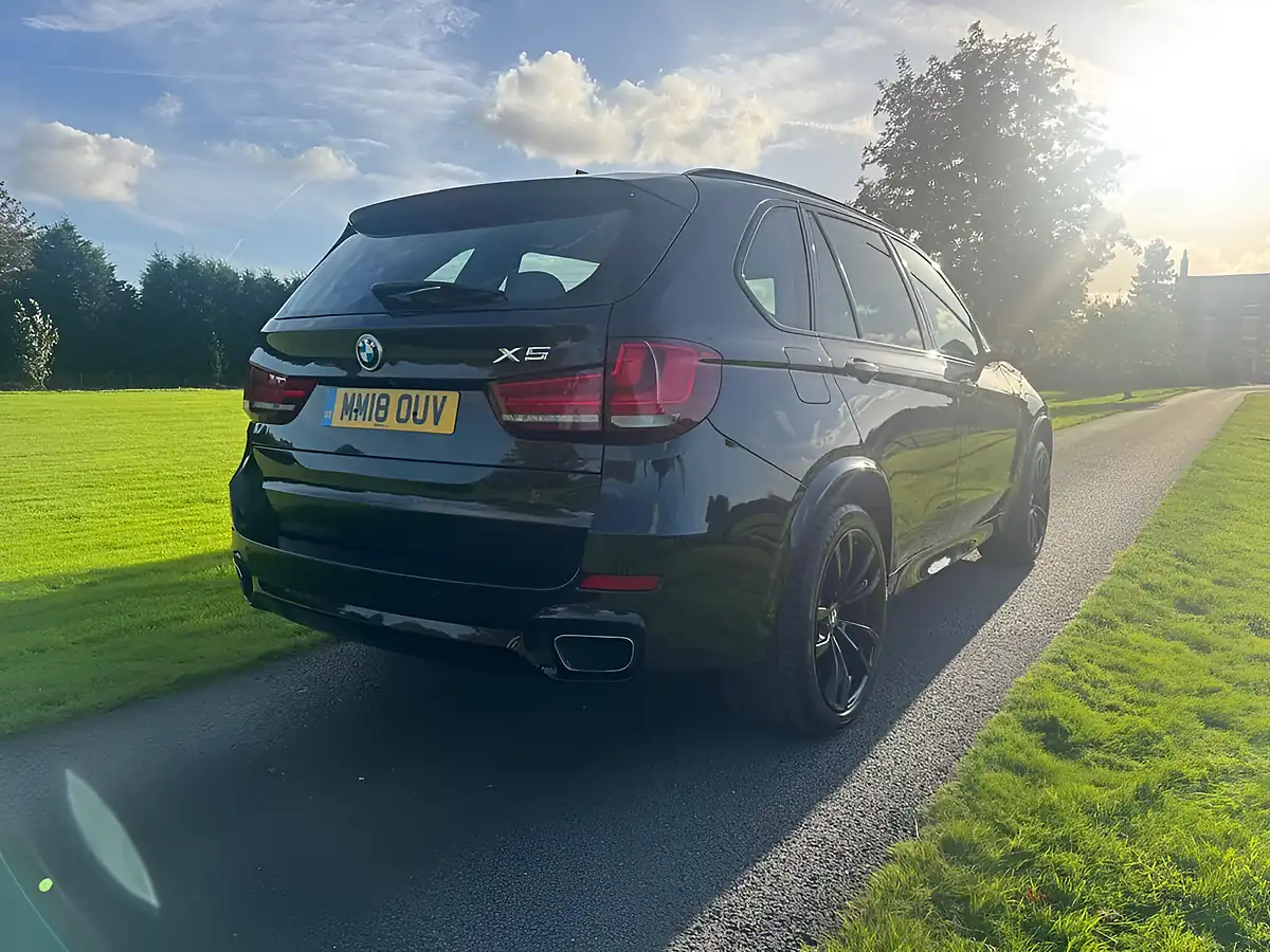Used 2018 BMW X5 M Sport Black - Interior and Exterior details 3