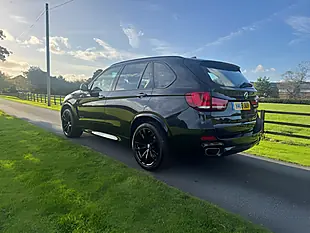 Used 2018 BMW X5 M Sport Black - Interior and Exterior details 5