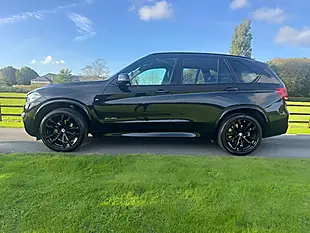 Used 2018 BMW X5 M Sport Black - Interior and Exterior details 6
