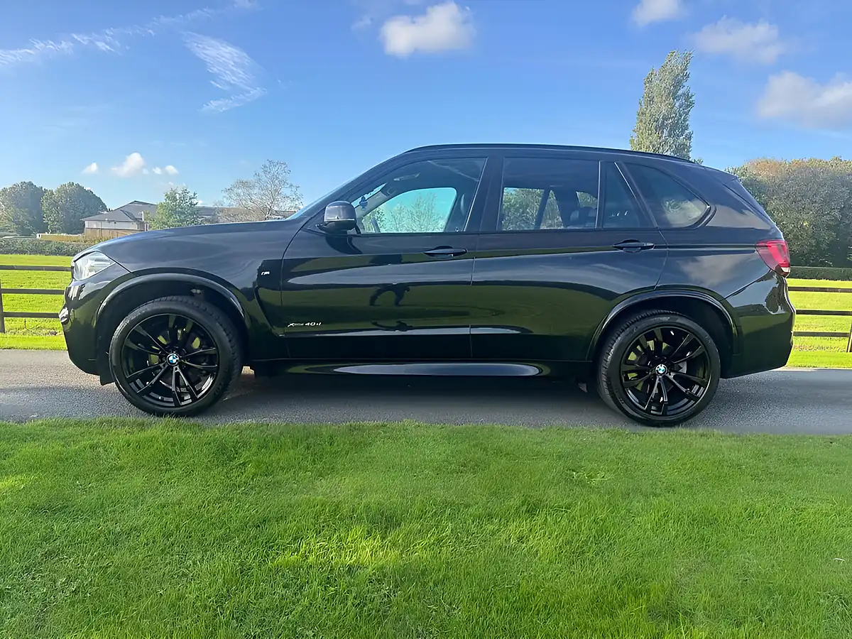 Used 2018 BMW X5 M Sport Black - Interior and Exterior details 6