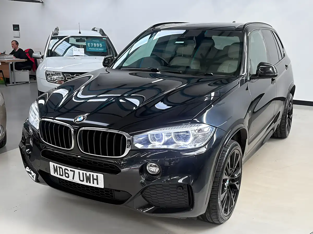 Used 2018 BMW X5 M Sport Black - Interior and Exterior details 11