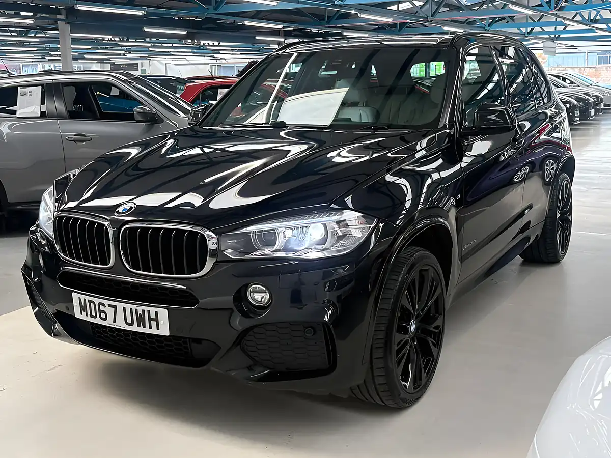 Used 2018 BMW X5 M Sport Black - Interior and Exterior details 3