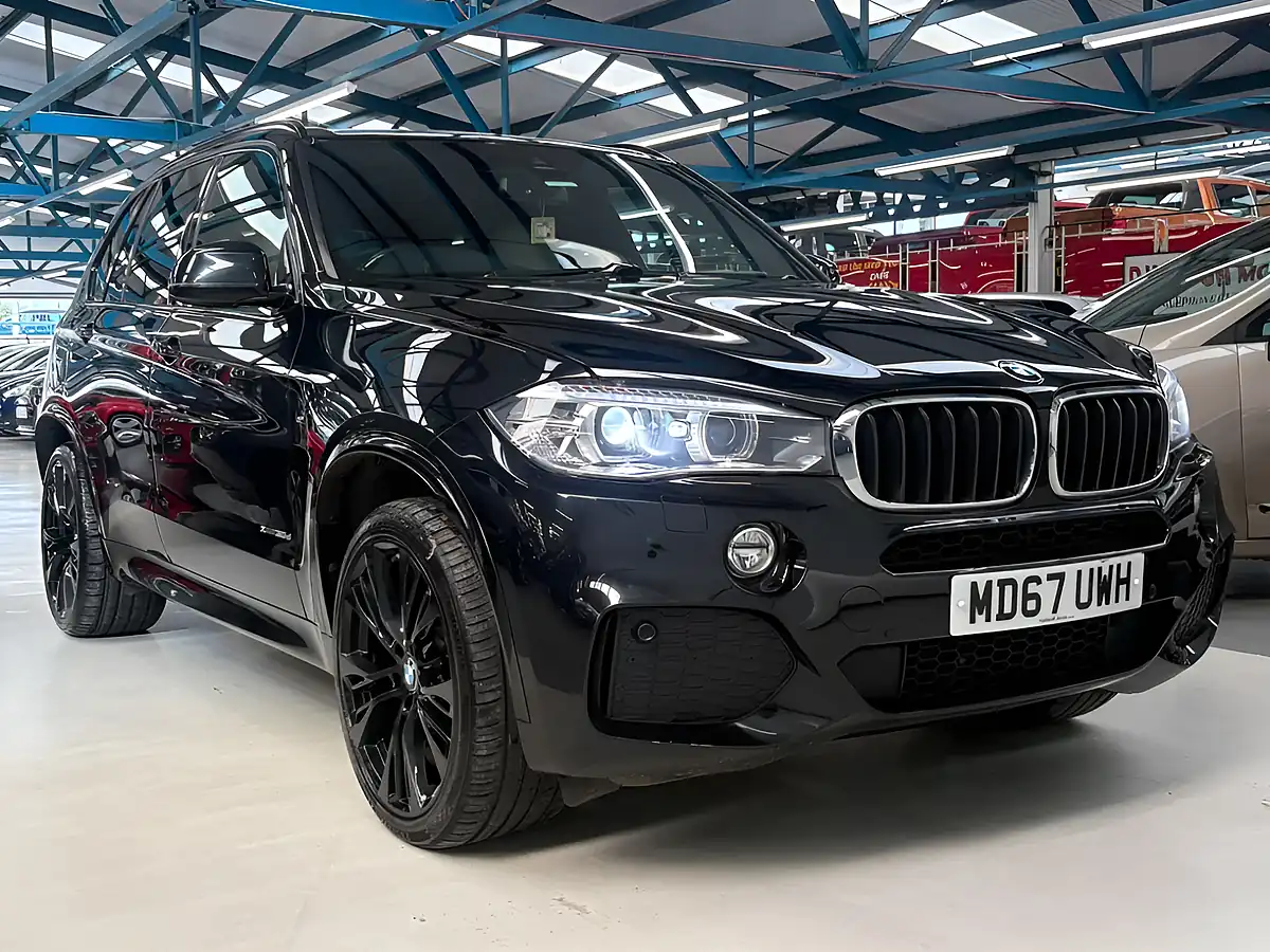 Used 2018 BMW X5 M Sport Black - Interior and Exterior details 8