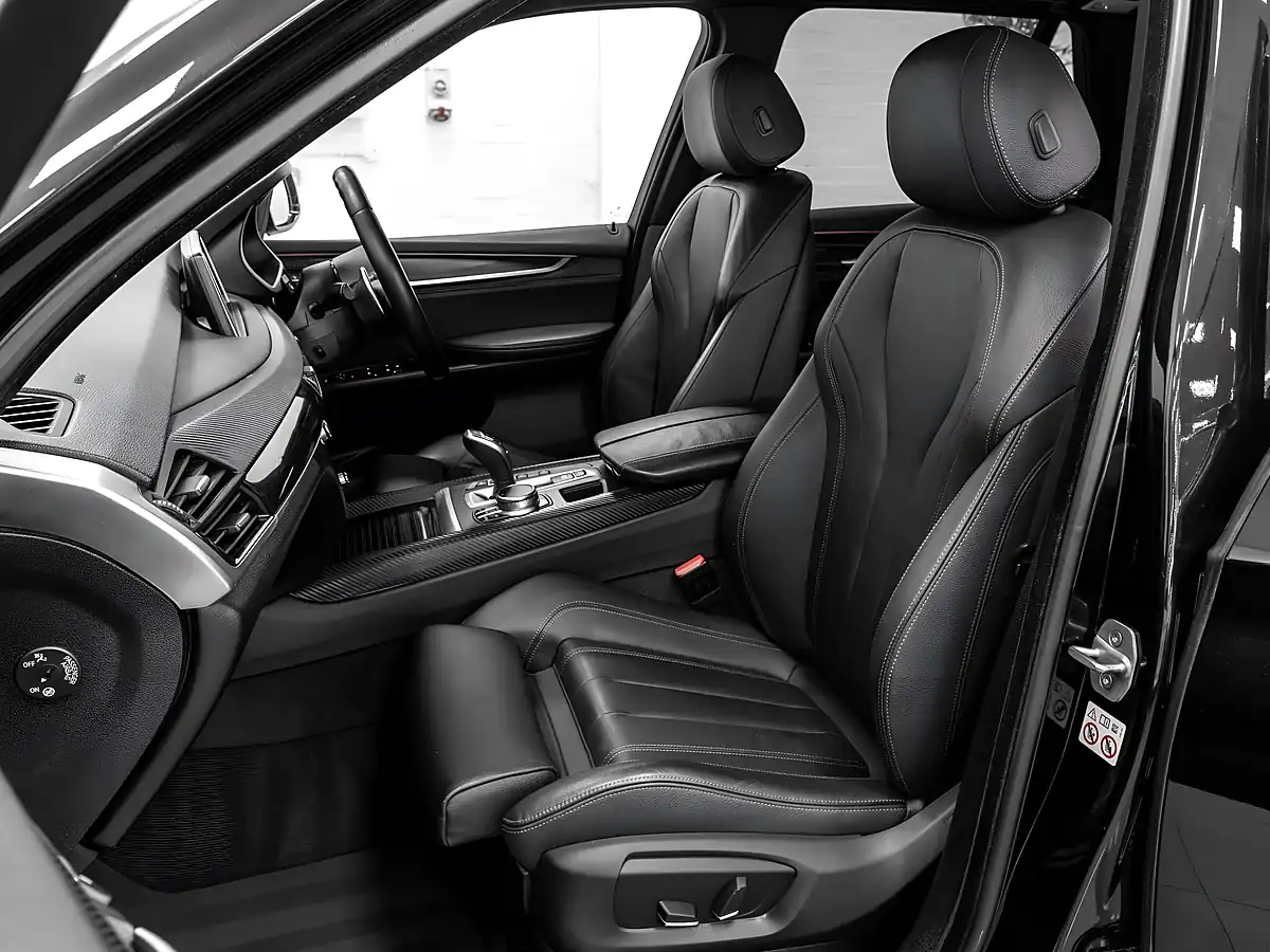 Used 2018 BMW X5 M Sport Black Sapphire - Interior and Exterior details 13