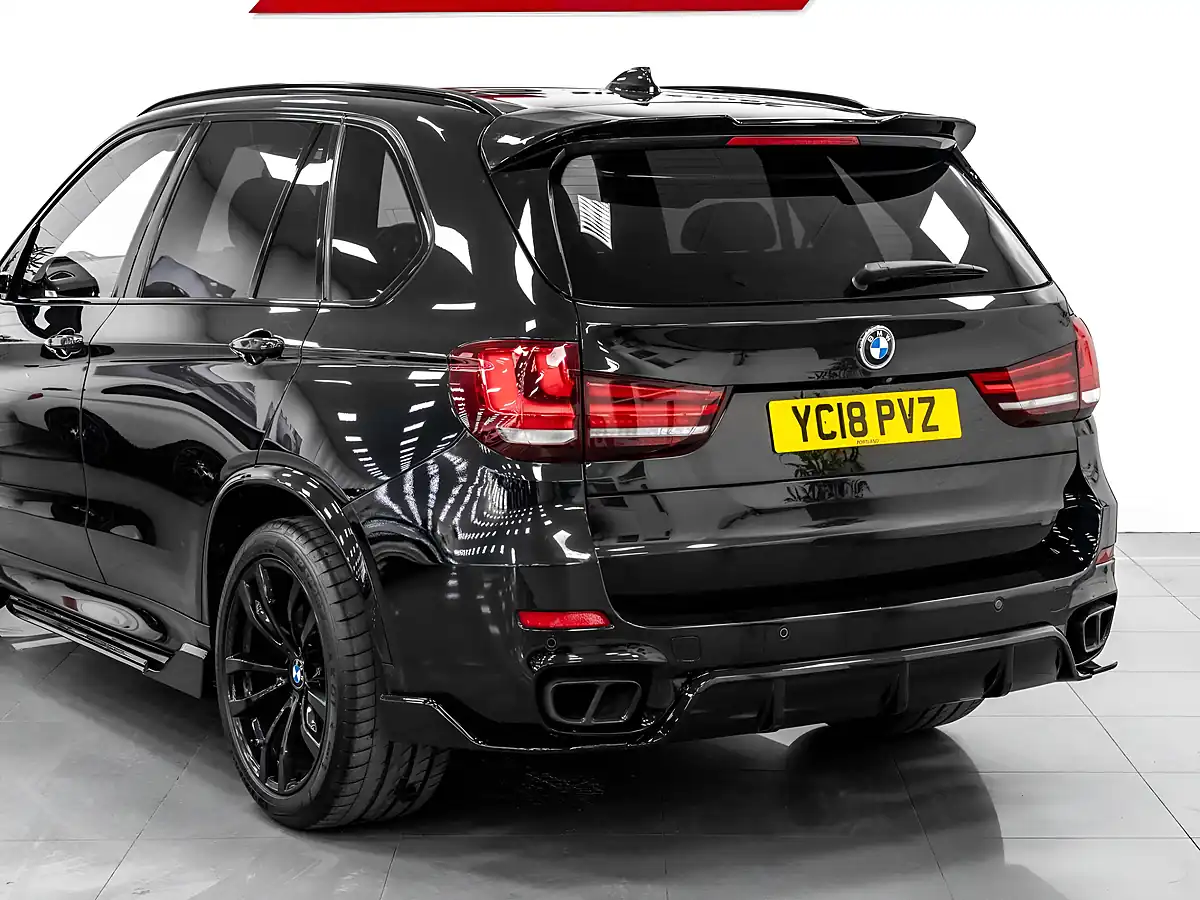 Used 2018 BMW X5 M Sport Black Sapphire - Interior and Exterior details 9