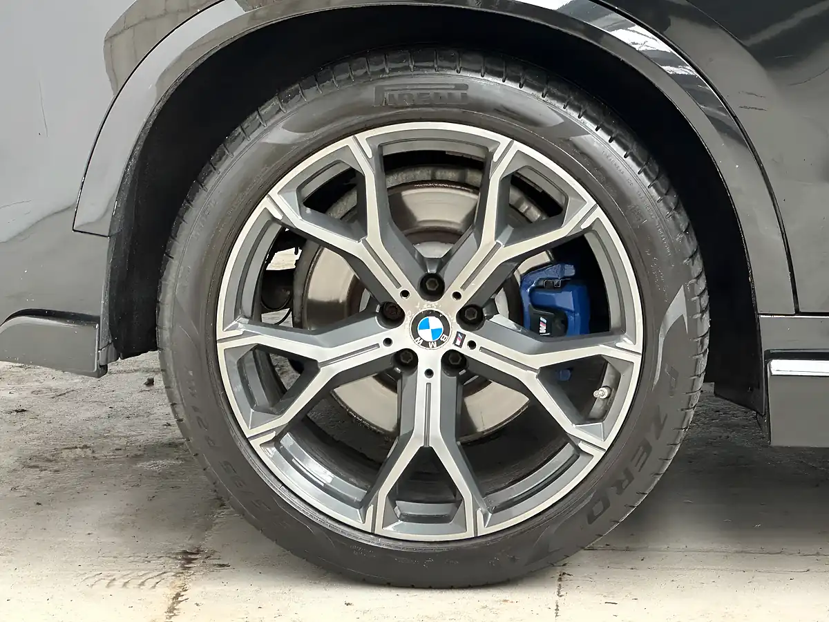Used 2018 BMW X5 M Sport Black Sapphire - Interior and Exterior details 20