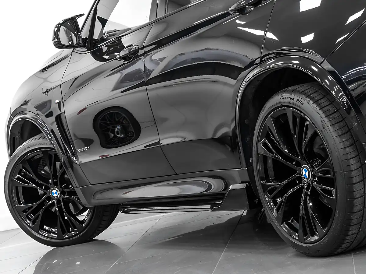 Used 2018 BMW X5 M Sport Black Sapphire - Interior and Exterior details 10