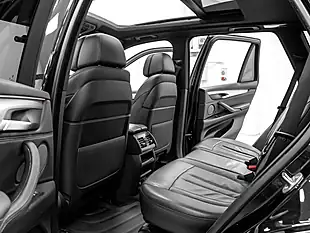 Used 2018 BMW X5 M Sport Black Sapphire - Interior and Exterior details 15
