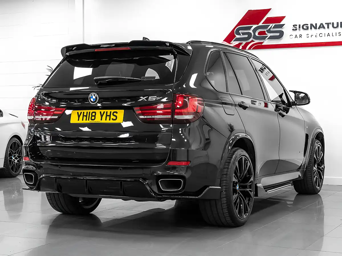 Used 2018 BMW X5 M Sport Black Sapphire - Interior and Exterior details 5