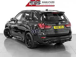 Used 2018 BMW X5 M Sport Black Sapphire - Interior and Exterior details 9