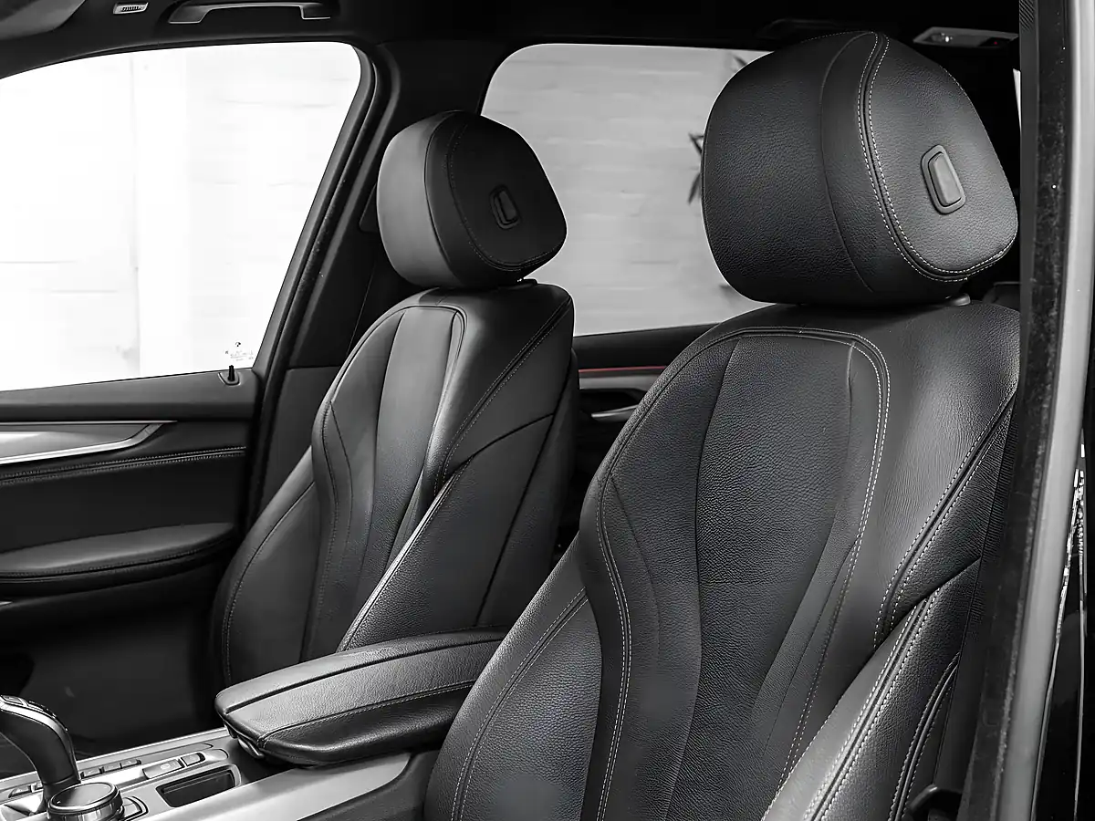 Used 2018 BMW X5 M Sport Black Sapphire - Interior and Exterior details 13