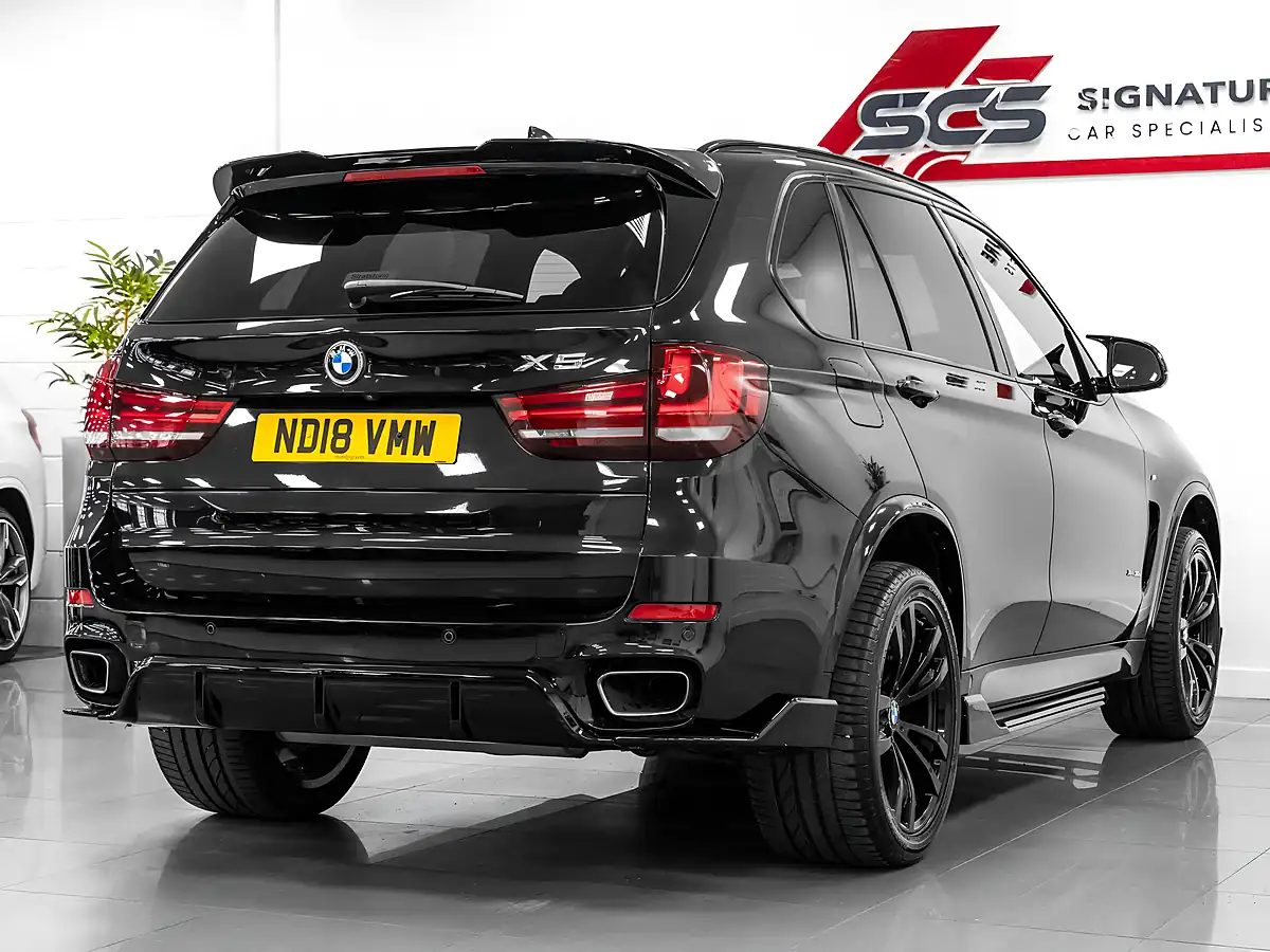 Used 2018 BMW X5 M Sport Black Sapphire - Interior and Exterior details 5