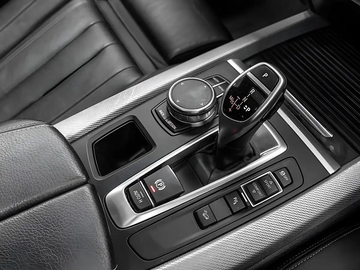 Used 2018 BMW X5 M Sport Black Sapphire - Interior and Exterior details 18