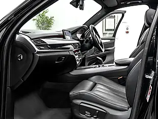 Used 2018 BMW X5 M Sport Black Sapphire - Interior and Exterior details 11