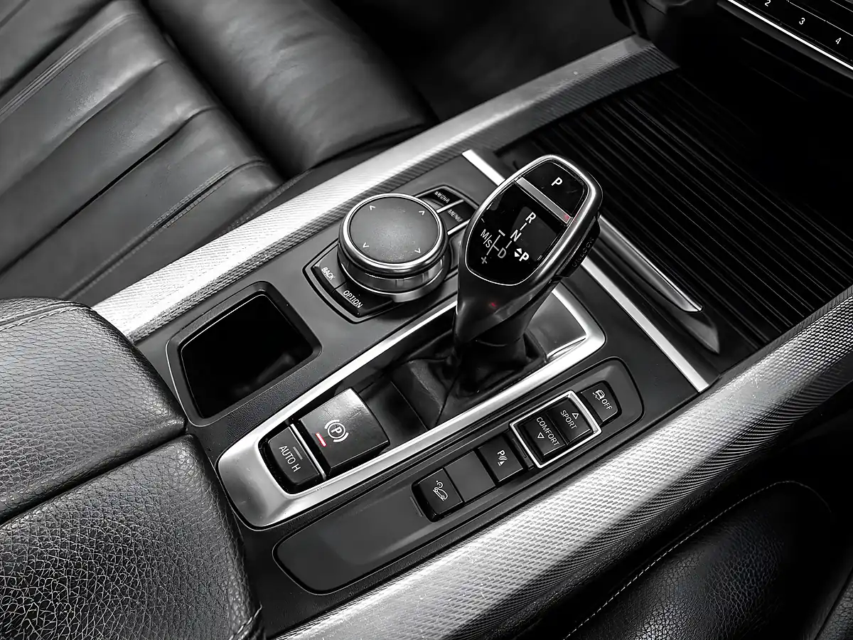 Used 2018 BMW X5 M Sport Black Sapphire - Interior and Exterior details 18
