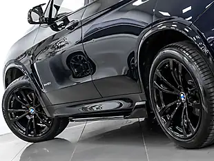 Used 2018 BMW X5 M Sport Carbon Black - Interior and Exterior details 10