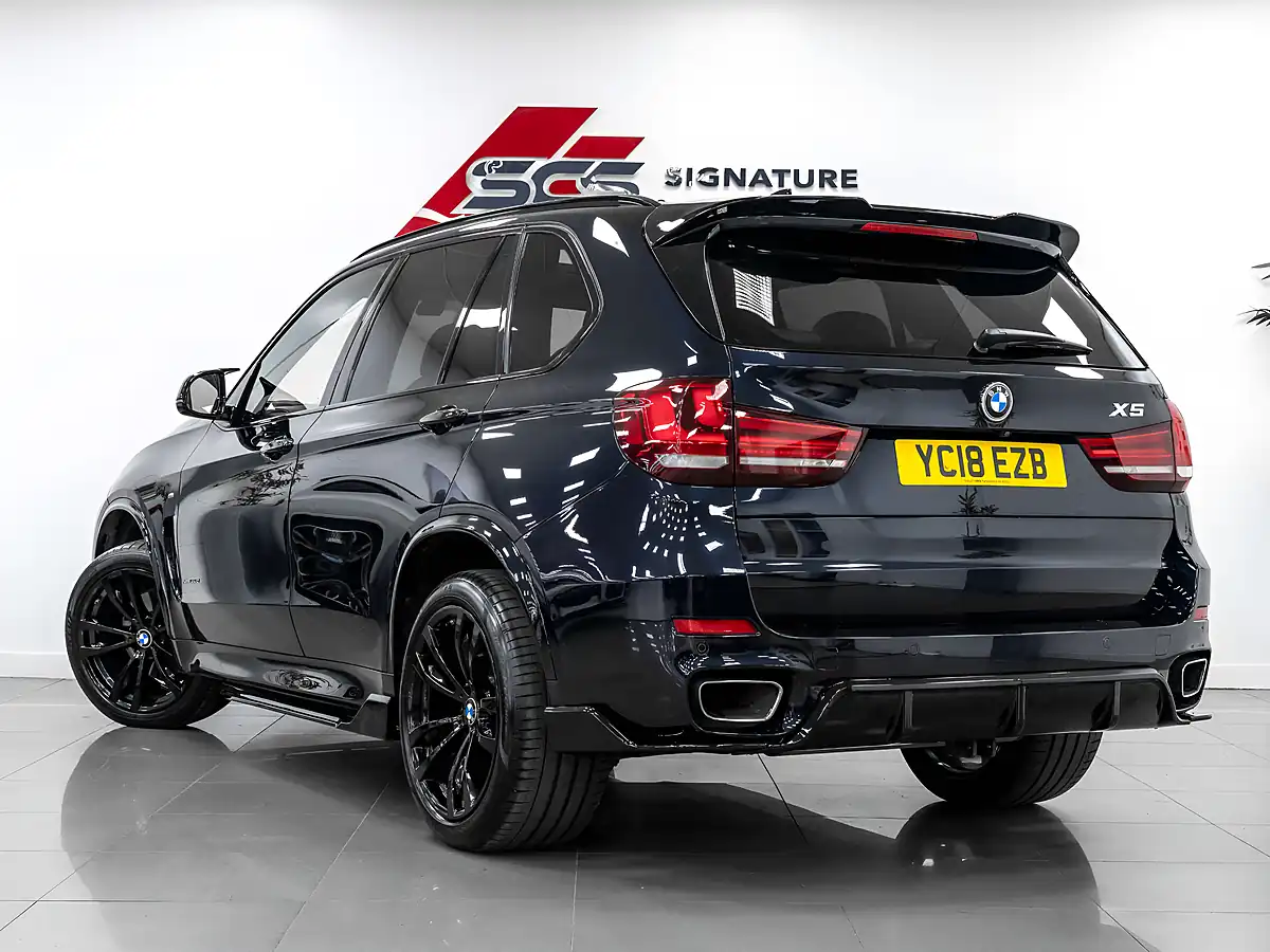 Used 2018 BMW X5 M Sport Carbon Black - Interior and Exterior details 4