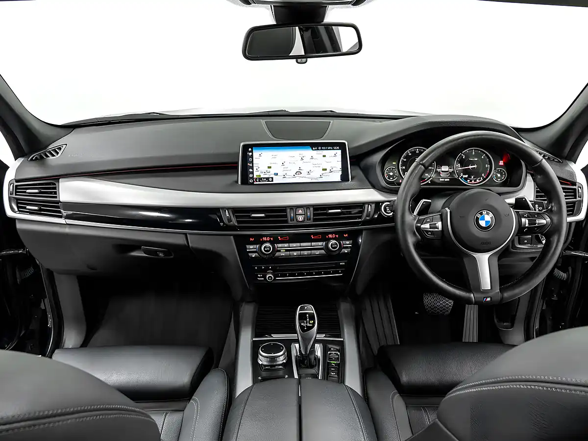 Used 2018 BMW X5 M Sport Carbon Black - Interior and Exterior details 12
