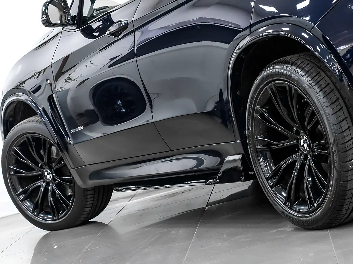 Used 2018 BMW X5 M Sport Carbon Black - Interior and Exterior details 10
