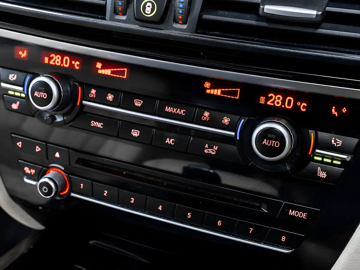 Used 2018 BMW X5 M Sport Carbon Black - Interior and Exterior details 17