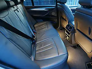 Used 2018 BMW X5 M Sport Glacier Silver - Interior and Exterior details 18