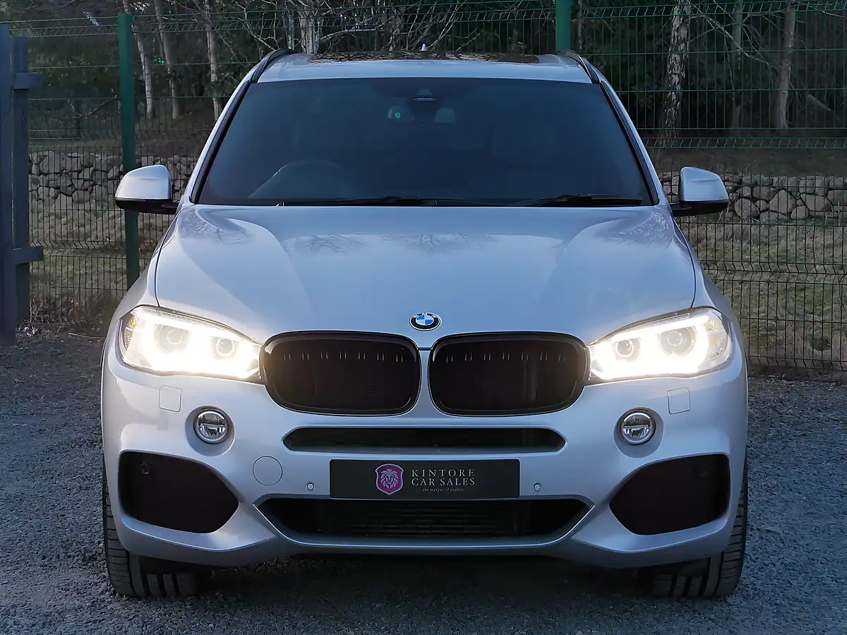 Used 2018 BMW X5 M Sport Glacier Silver - Interior and Exterior details 3