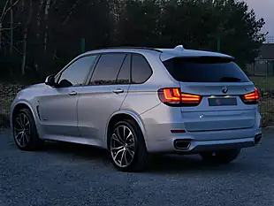 Used 2018 BMW X5 M Sport Glacier Silver - Interior and Exterior details 7