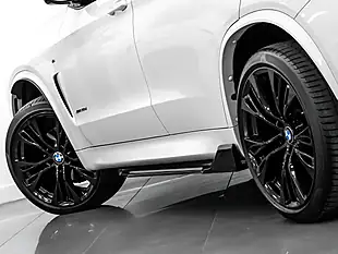 Used 2018 BMW X5 M Sport Mineral White - Interior and Exterior details 12
