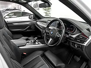 Used 2018 BMW X5 M Sport Mineral White - Interior and Exterior details 18