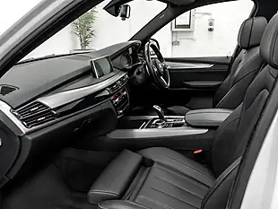 Used 2018 BMW X5 M Sport Mineral White - Interior and Exterior details 19