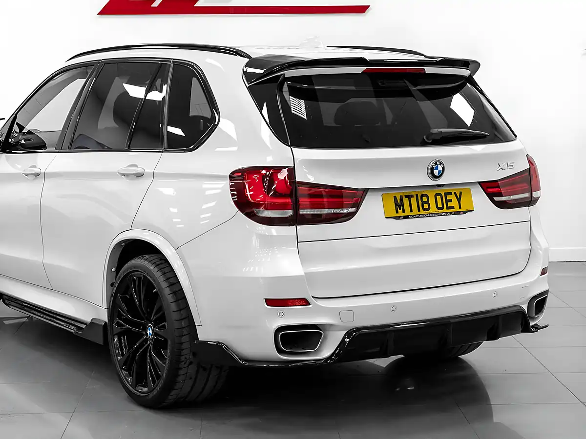 Used 2018 BMW X5 M Sport Mineral White - Interior and Exterior details 10