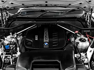 Used 2018 BMW X5 M Sport Mineral White - Interior and Exterior details 16
