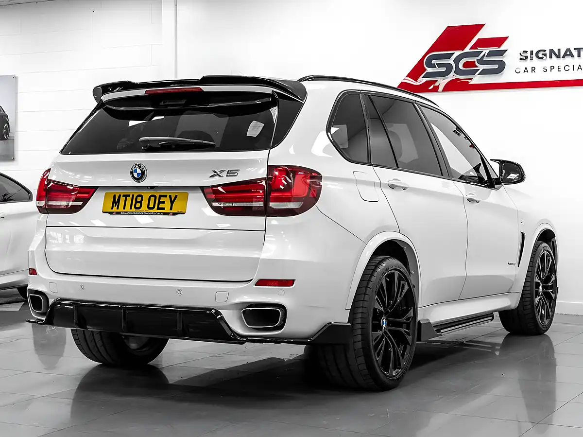 Used 2018 BMW X5 M Sport Mineral White - Interior and Exterior details 5